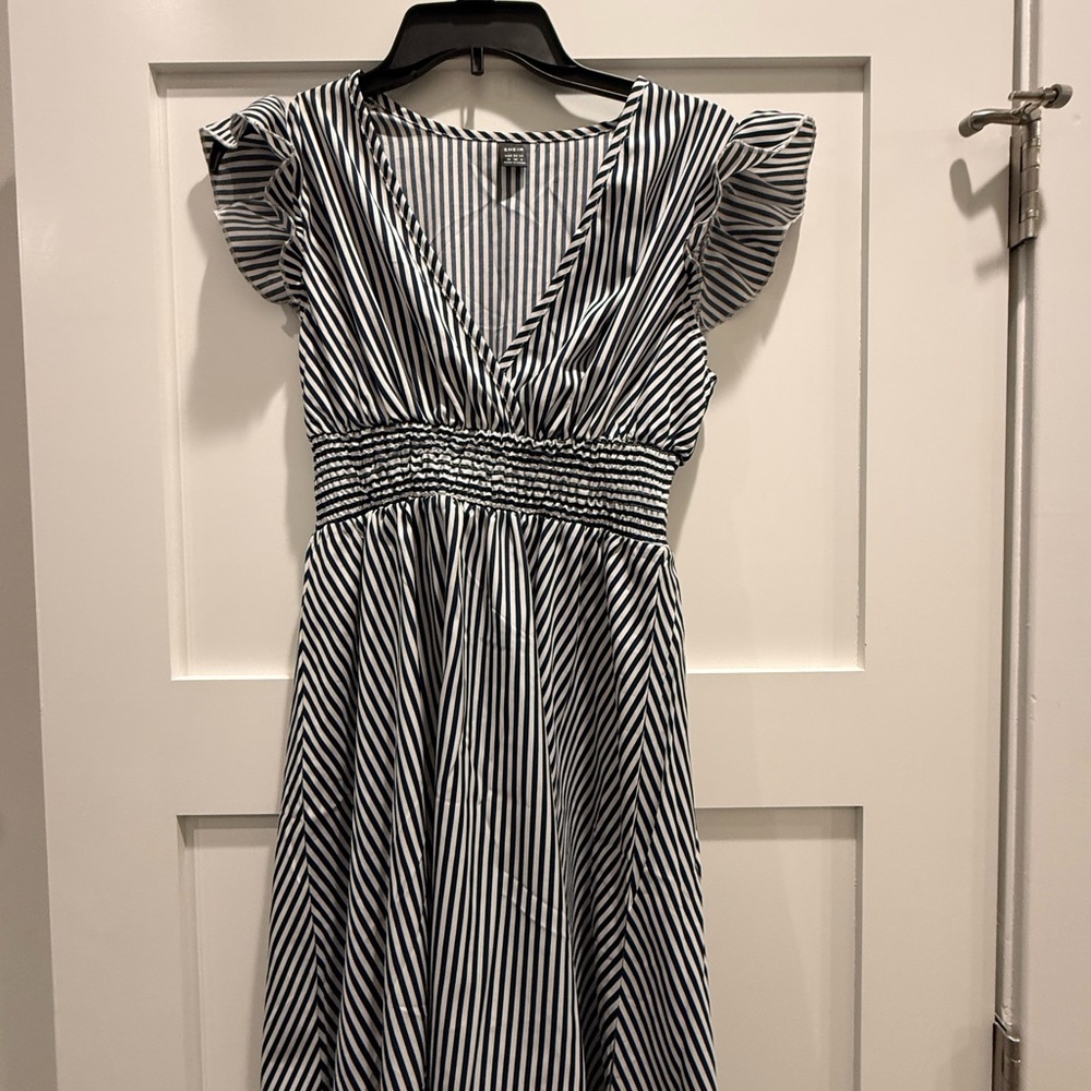 Striped V-Neck Smocked Waist Women's Dress - Navy & White